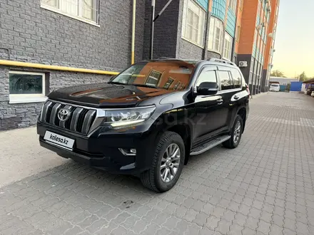 Toyota Land Cruiser Prado 2018 года за 21 500 000 тг. в Актобе – фото 2