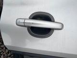 Ручка Двери передние для Suzuki Grand Vitara за 15 000 тг. в Шымкент