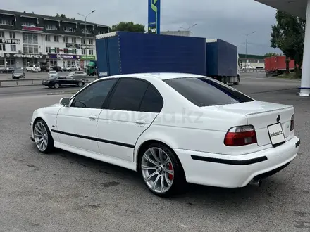 BMW 530 2001 года за 5 000 000 тг. в Алматы – фото 14