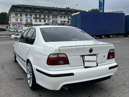 BMW 530 2001 года за 5 000 000 тг. в Алматы – фото 9