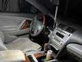 Toyota Camry 2010 года за 4 200 000 тг. в Атырау – фото 6