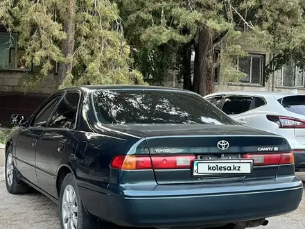 Toyota Camry 1998 года за 3 750 000 тг. в Алматы – фото 11