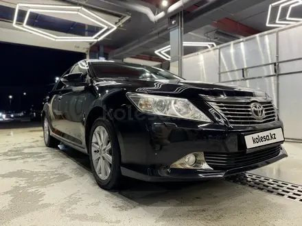 Toyota Camry 2014 года за 9 200 000 тг. в Костанай – фото 3