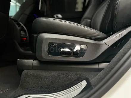 BMW X7 2021 года за 39 900 000 тг. в Астана – фото 18