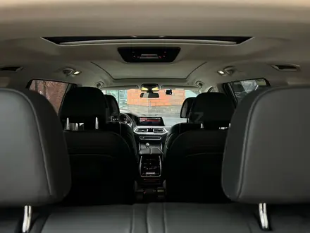 BMW X7 2021 года за 39 900 000 тг. в Астана – фото 26