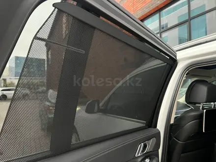 BMW X7 2021 года за 39 900 000 тг. в Астана – фото 30
