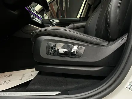 BMW X7 2021 года за 39 900 000 тг. в Астана – фото 44