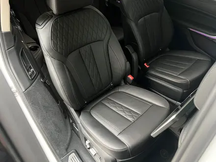 BMW X7 2021 года за 39 900 000 тг. в Астана – фото 46