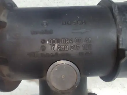 Валлюметр (датчик массового расхода воздуха) 0 280 217 100 Mercedes за 60 000 тг. в Астана – фото 4