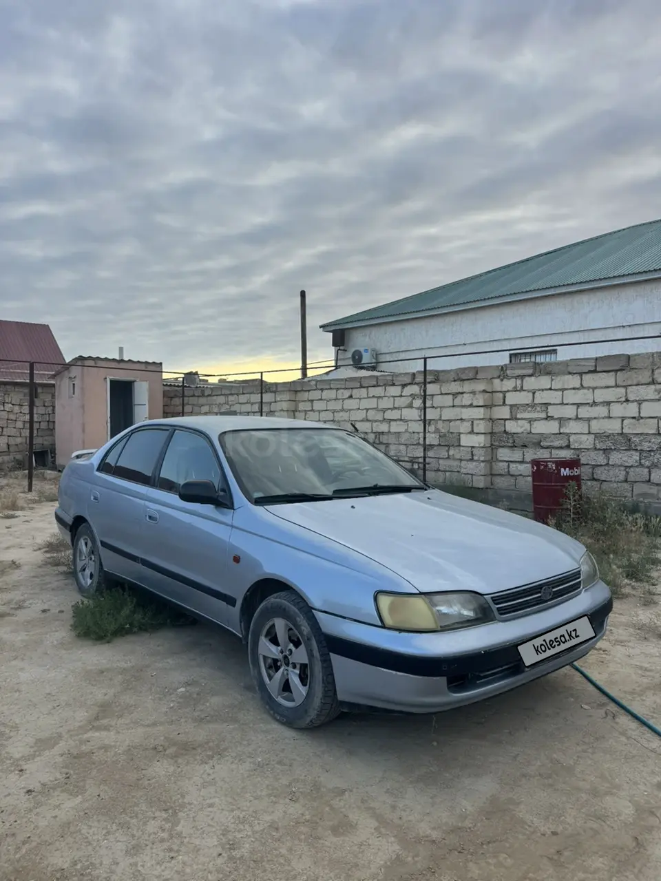 Toyota Carina E, 1995