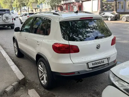 Volkswagen Tiguan 2012 года за 6 500 000 тг. в Алматы – фото 2