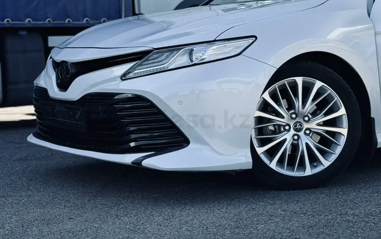 Toyota Camry 2020 годаүшін17 200 000 тг. в Алматы