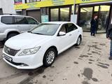 Toyota Camry 2014 годаүшін11 000 000 тг. в Алматы – фото 2