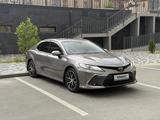 Toyota Camry 2023 годаүшін15 800 000 тг. в Атырау – фото 3