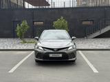 Toyota Camry 2023 годаүшін15 800 000 тг. в Атырау – фото 2
