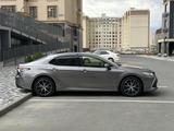 Toyota Camry 2023 годаүшін15 800 000 тг. в Атырау – фото 5
