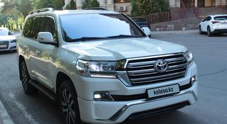 Toyota Land Cruiser 2017 года за 34 000 000 тг. в Алматы