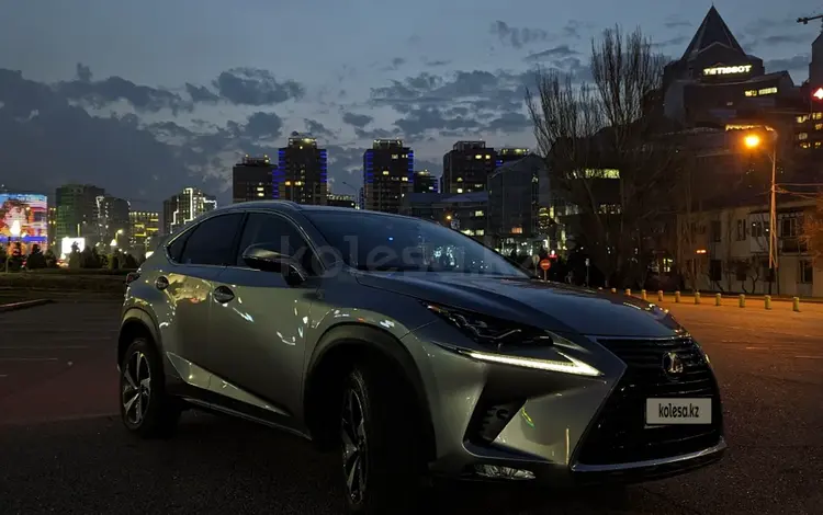 Lexus NX 300h 2020 года за 19 400 000 тг. в Алматы