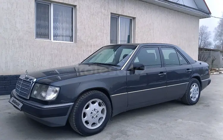 Mercedes-Benz E 200 1993 годаfor2 500 000 тг. в Есик