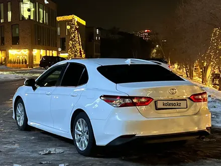 Toyota Camry 2019 года за 12 900 000 тг. в Алматы – фото 8