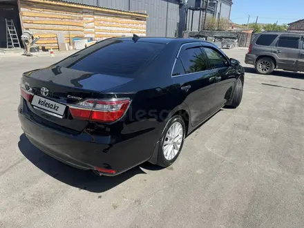 Toyota Camry 2015 года за 11 800 000 тг. в Усть-Каменогорск – фото 3