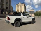 Toyota Hilux 2026 года за 31 000 000 тг. в Астана – фото 3