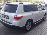 Toyota Highlander 2011 года за 11 000 000 тг. в Астана – фото 4