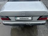 Mercedes-Benz E 200 1993 года за 2 200 000 тг. в Жезказган – фото 5