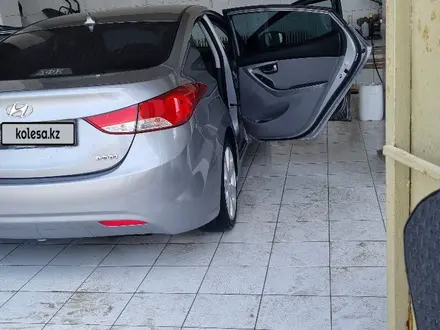 Hyundai Elantra 2013 года за 4 400 000 тг. в Актау – фото 2