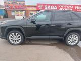 Toyota RAV4 2020 года за 13 500 000 тг. в Астана – фото 2