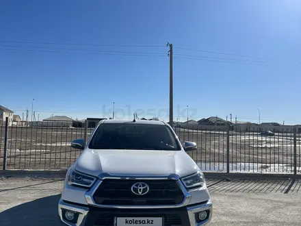 Toyota Hilux 2023 года за 21 200 000 тг. в Актау – фото 5