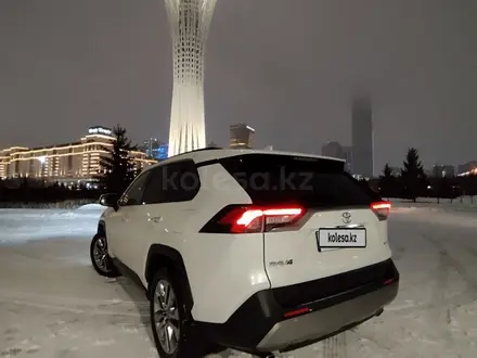 Toyota RAV4 2023 года за 18 500 000 тг. в Астана – фото 12