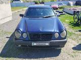 Mercedes-Benz E 230 1995 года за 1 600 000 тг. в Караганда – фото 2