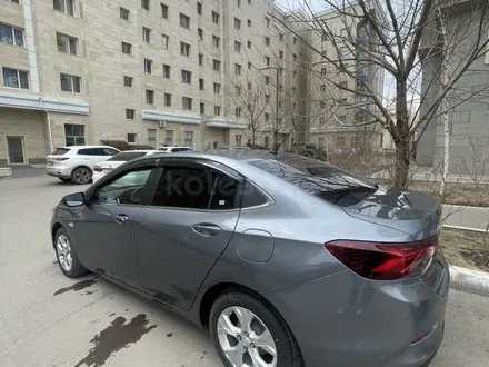 Chevrolet Onix 2023 года за 7 200 000 тг. в Астана – фото 3