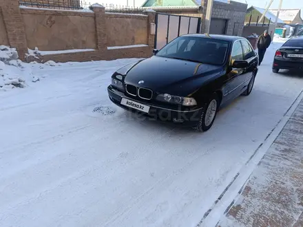 BMW 520 1998 года за 4 700 000 тг. в Караганда – фото 2