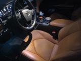 Toyota Camry 2023 года за 14 800 000 тг. в Атырау