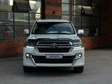 Toyota Land Cruiser 2020 года за 34 000 000 тг. в Астана