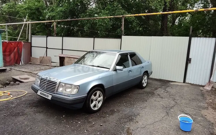 Mercedes-Benz E 300 1992 годаfor1 800 000 тг. в Алматы