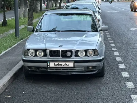 BMW 525 1994 года за 2 300 000 тг. в Алматы – фото 3