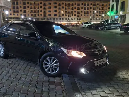 Toyota Camry 2017 года за 11 000 000 тг. в Актау – фото 3