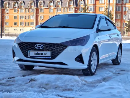 Hyundai Accent 2020 года за 9 000 000 тг. в Астана – фото 2