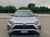 Toyota RAV4 2020 года за 14 000 000 тг. в Алматы – фото 2