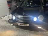 Mercedes-Benz E 230 1995 года за 3 000 000 тг. в Павлодар