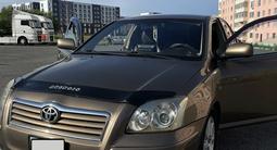 Toyota Avensis 2004 годаfor3 750 000 тг. в Усть-Каменогорск – фото 2