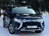 Mitsubishi Outlander 2019 годаfor11 290 000 тг. в Костанай – фото 3