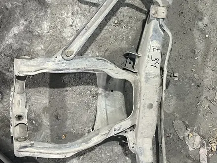 Балка задняя за 18 000 тг. в Тараз