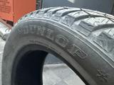 235 55 20 dunlop зима шипы за 180 000 тг. в Астана