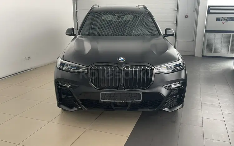 BMW X7 2022 года за 50 000 000 тг. в Караганда