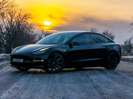 Tesla Model 3 2019 года за 22 500 000 тг. в Караганда – фото 2