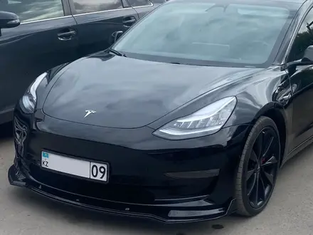 Tesla Model 3 2019 года за 22 500 000 тг. в Караганда – фото 5